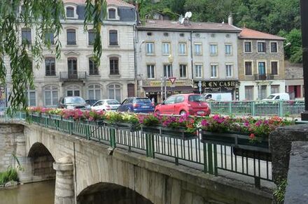 Balade pédestre de l'abbaye au château