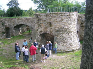 Le four à chaux de la Chicotière (groupe)