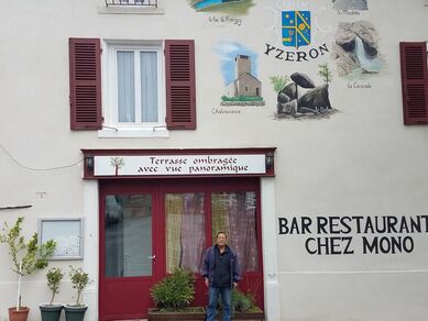 Chez Mono